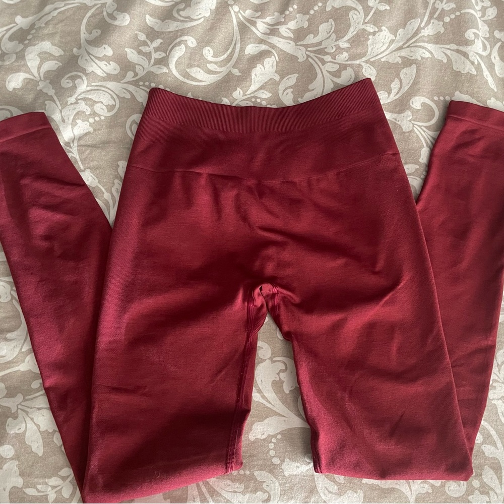 Alphalete amplify- Bordeaux